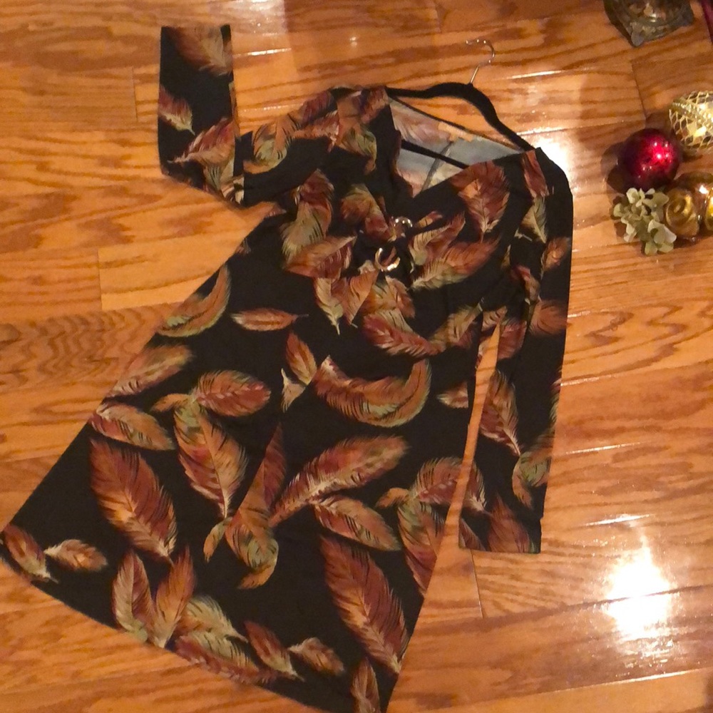 ELLEN TRACY Long Sleeve Leaf Dress